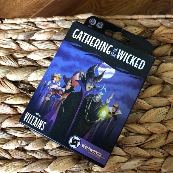 Disney Villains Gathering of the Wicked card game - Picture 1 of 2